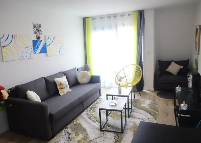 Cosy Sun-Mantes-La-Jolie